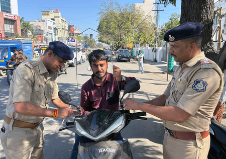 Gujarat Police register 74,242 cases of traffic violations including wrong-lane driving and over-speeding