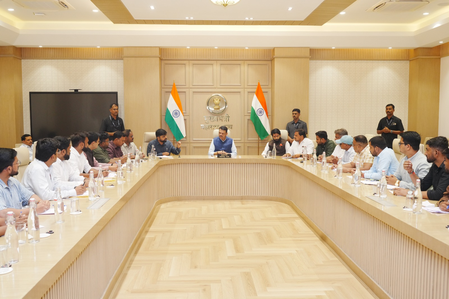 ‘Govt will address all your grievances’, CM Fadnavis assures protesting MPSC aspirants