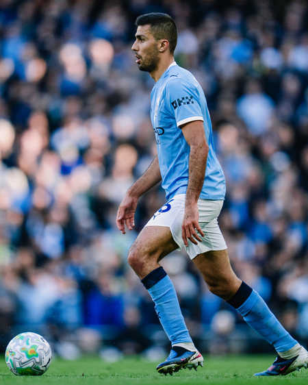 ‘We know what United are capable of’: Dias ready for Manchester Derby challenge