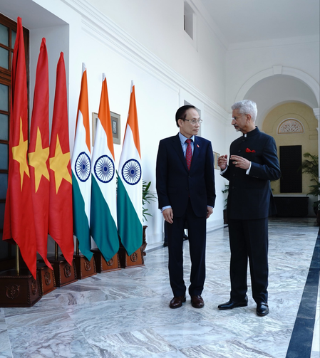 EAM Jaishankar, Vietnam FM discuss increasing supply of Made-in-India defence articles