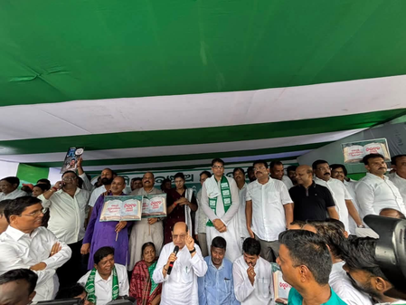 Odisha: BJD youth, student wings protest over textbook errors