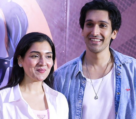 Post Govinda, Rani’s controversial Lalbaugcha Raja darshan, his kids Yashvrdhn, Tina seek Ganpati blessings