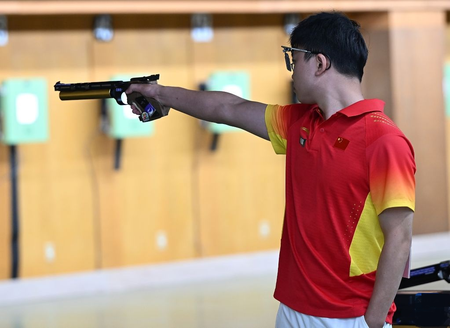 Asian Games: China stage stunning comeback to edge Indonesia for men’s 10m air pistol team gold