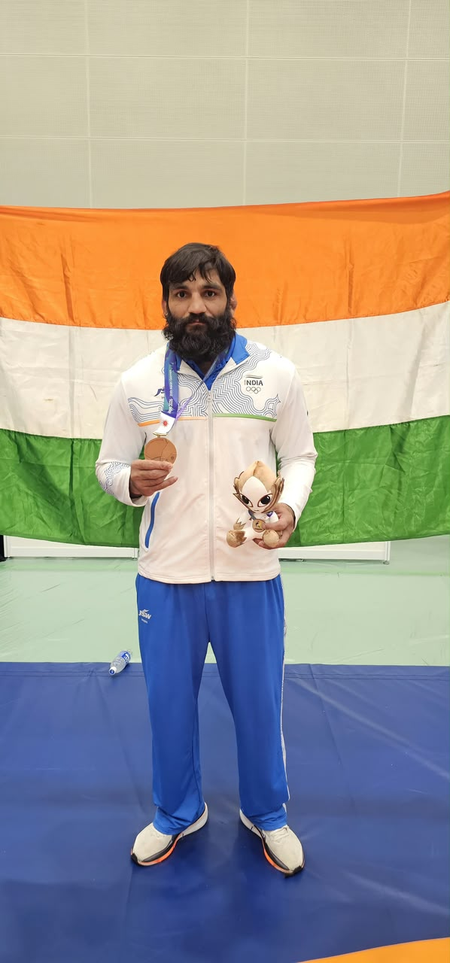 Asian Games: President Murmu congratulates Kapil Pokhariya, Sunil Kumar on bronze medals