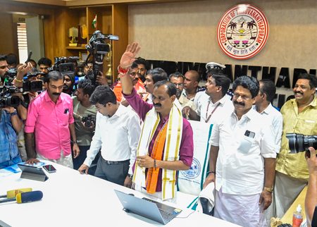 Fake signature row turns into battle between BJP, CPI-M in Thiruvananthapuram Corporation