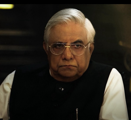 Aanjjan Srivastav breaks down in tears at Mushtaq Khan’s prayer meet: He left us too soon