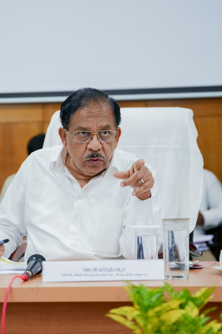 Conspiracies, possibility of sting operations against Congress Ministers cannot be ruled out: Karnataka Dy CM