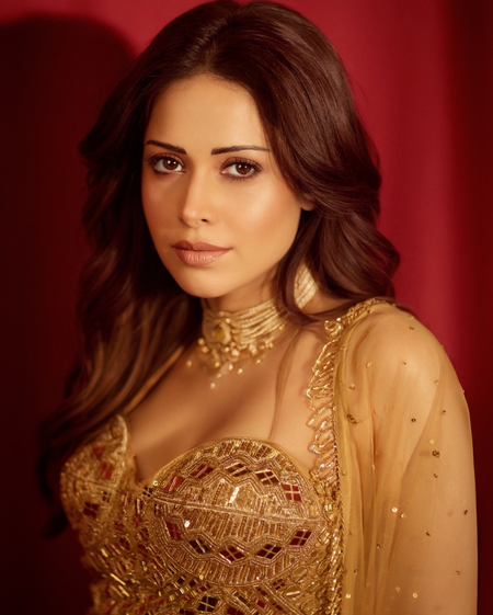 Nushrratt Bharuccha shares first post after the spine injury: Picture abhi baaki hai mere dost