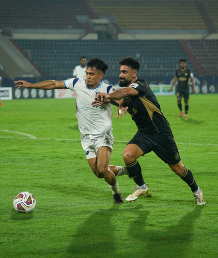 ISL: NorthEast United cruise to 4-1 victory over Kerala Blasters in Guwahati