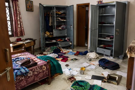 Jharkhand: Jewellery worth Rs 12 Lakh, Rs 1.5 Lakh cash stolen from locked house in Jamshedpur