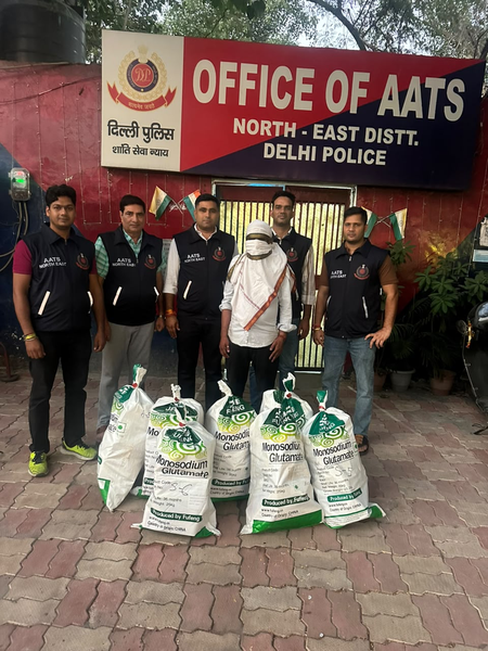 Delhi Police arrests supplier of banned firecrackers, recovers 57.8 kg from his possession