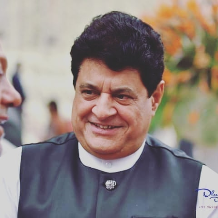 Gajendra Chauhan on Naseeruddin Shah’s SRFTI statement: Advise instead of criticising
