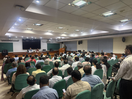 JMI teachers condemn political interference to escalate student protest