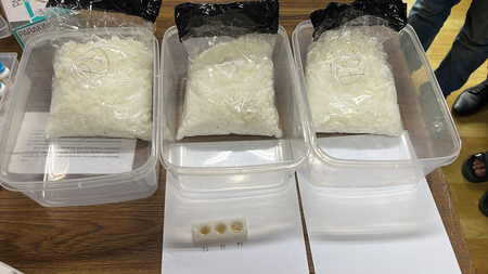 DRI Nagpur seizes 3.01 kg of amphetamine drug worth Rs 2.4 crore, arrests two from bus